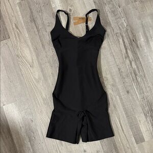 SKIMS Black Sculpting Mid-Thigh Bodysuit